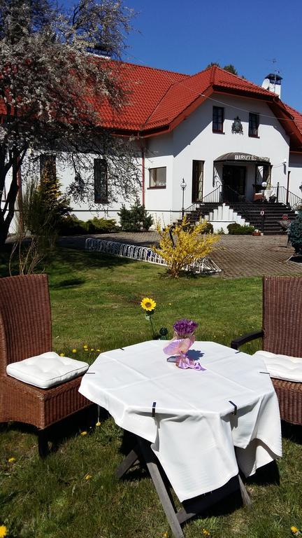 Guest House Birutes Uostas Šventoji Екстериор снимка